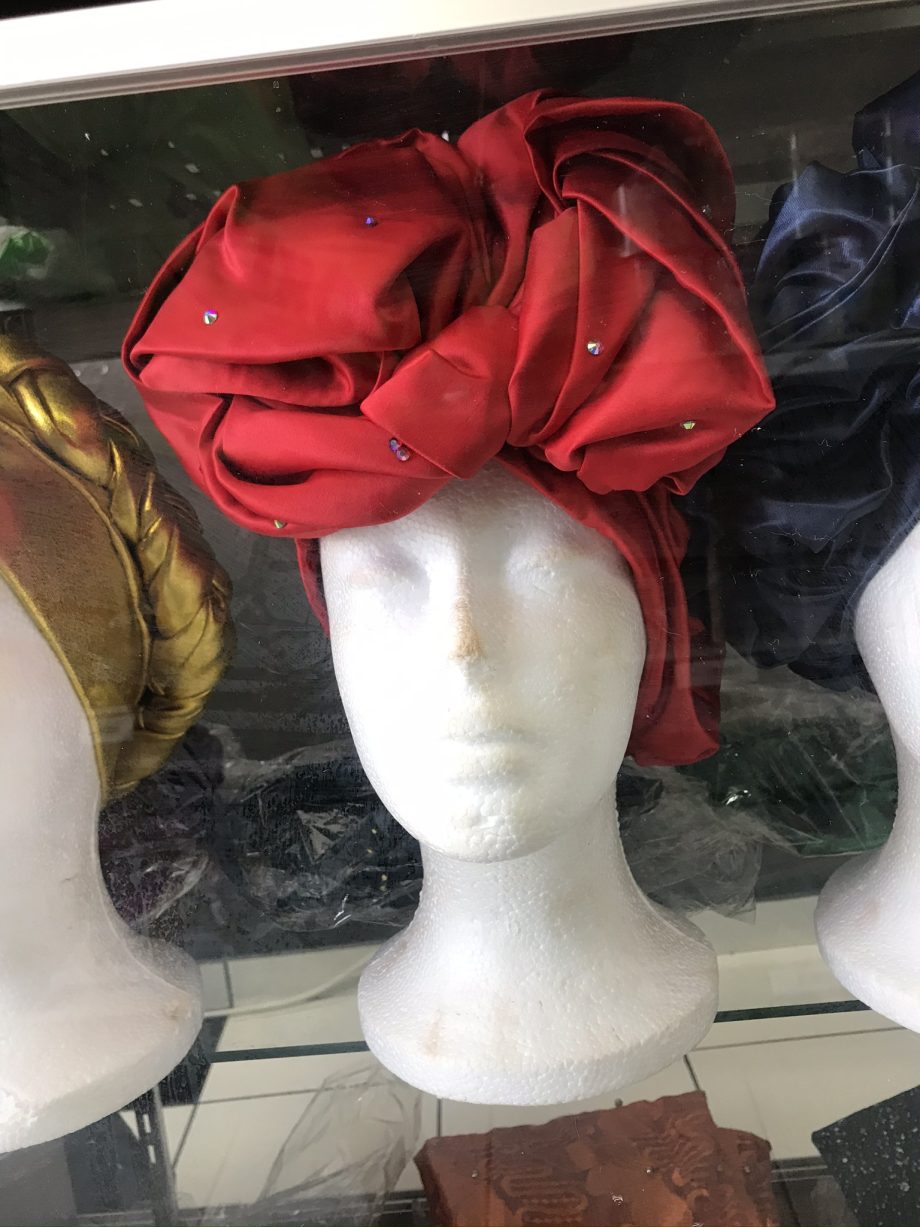 RED SATIN GELE